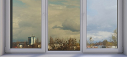 Sun-protective windows