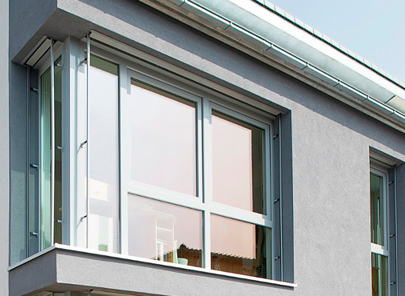 Facade glazing