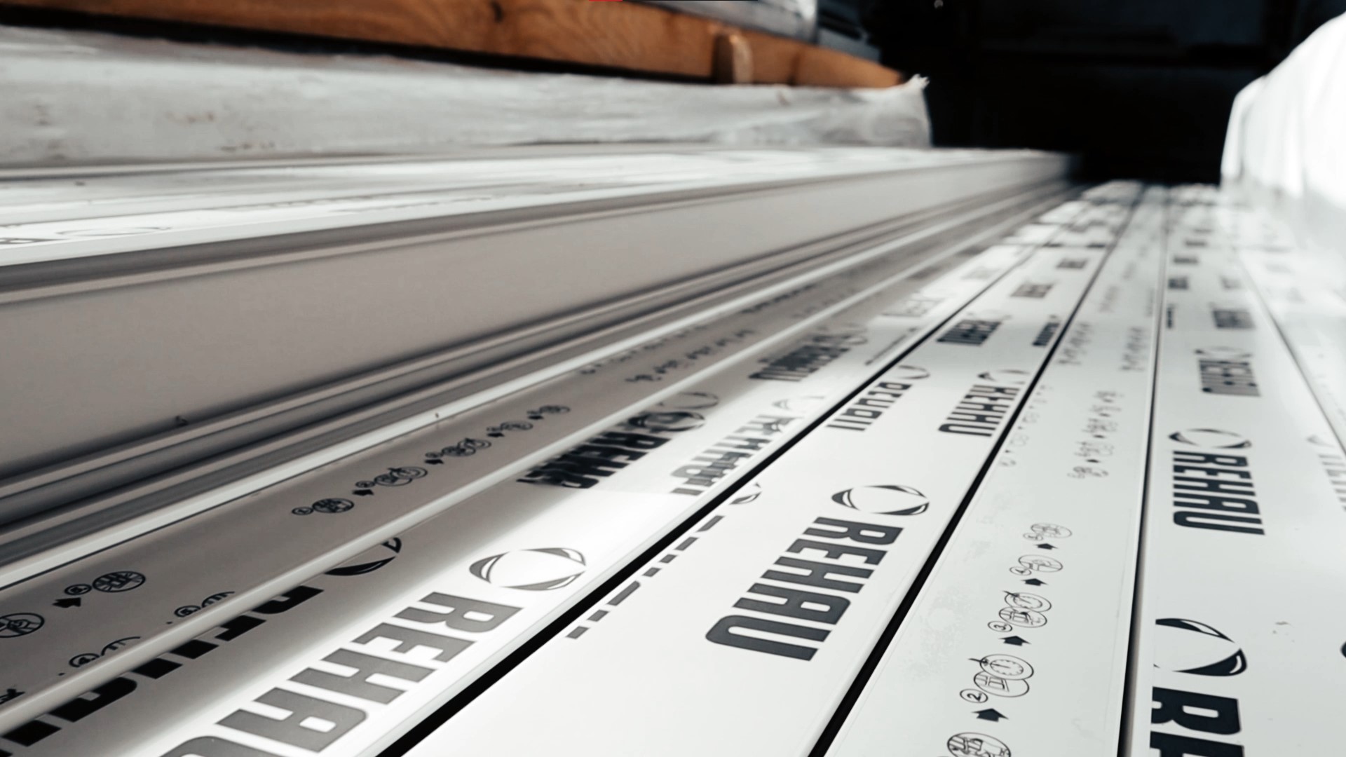 High-quality REHAU components