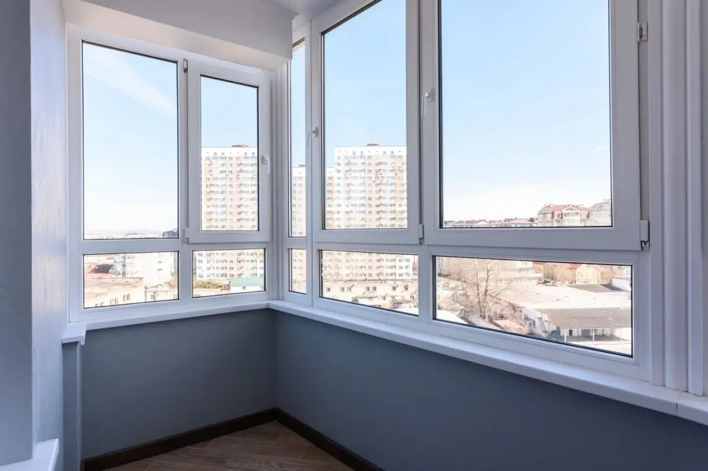Soundproof windows