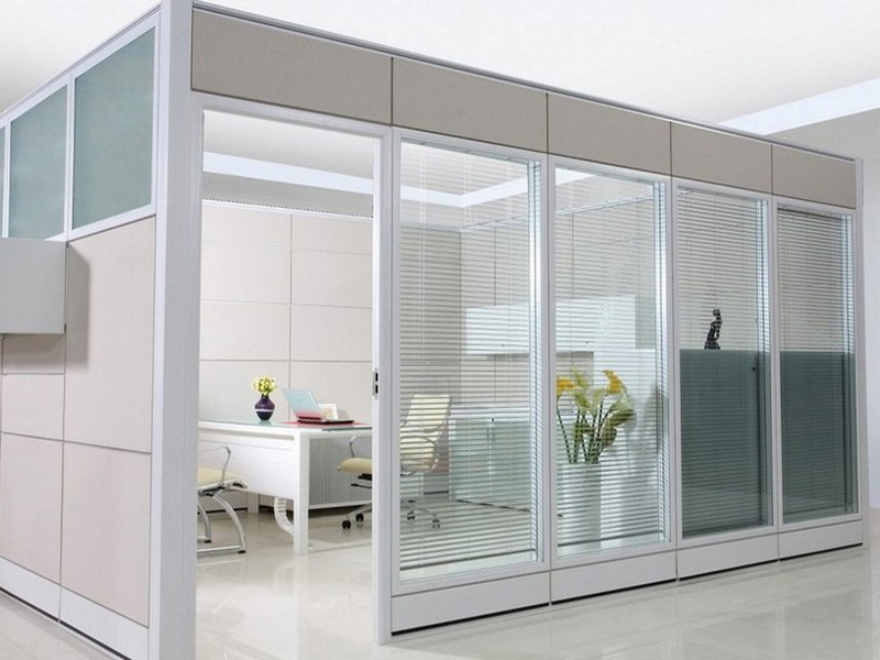 Plastic partitions