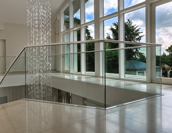 Windows made of aluminum