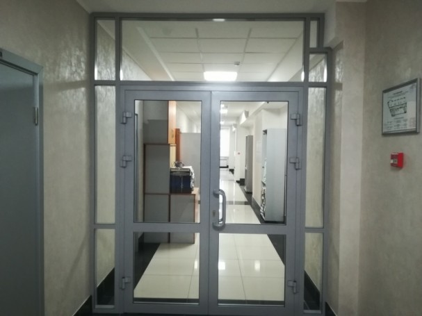 Drzwi wewnętrzne aluminiowe