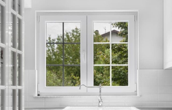 Square window
