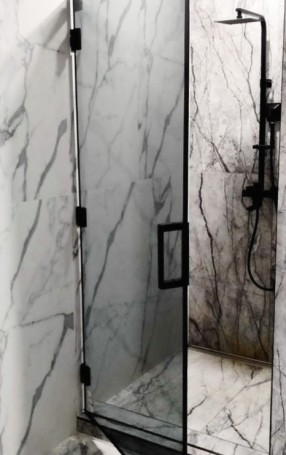 Shower cabin