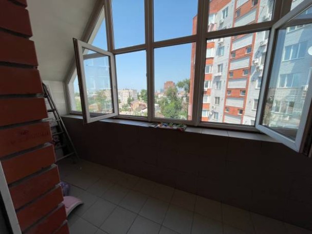 Windows made of aluminum profiles