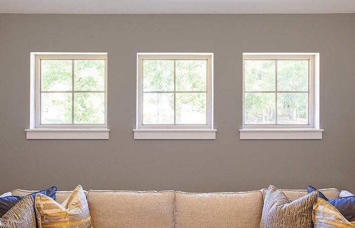 Square window