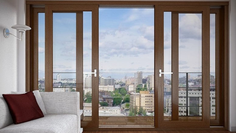 Panoramic doors to the balcony